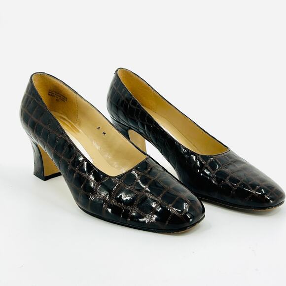 Vintage 90s Etienne Aigner Dark Brown Croc Embossed Leather Block Heel Pumps - Picture 1 of 9